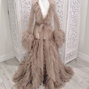 Gorgeous maternity gown. Amazing for photos.